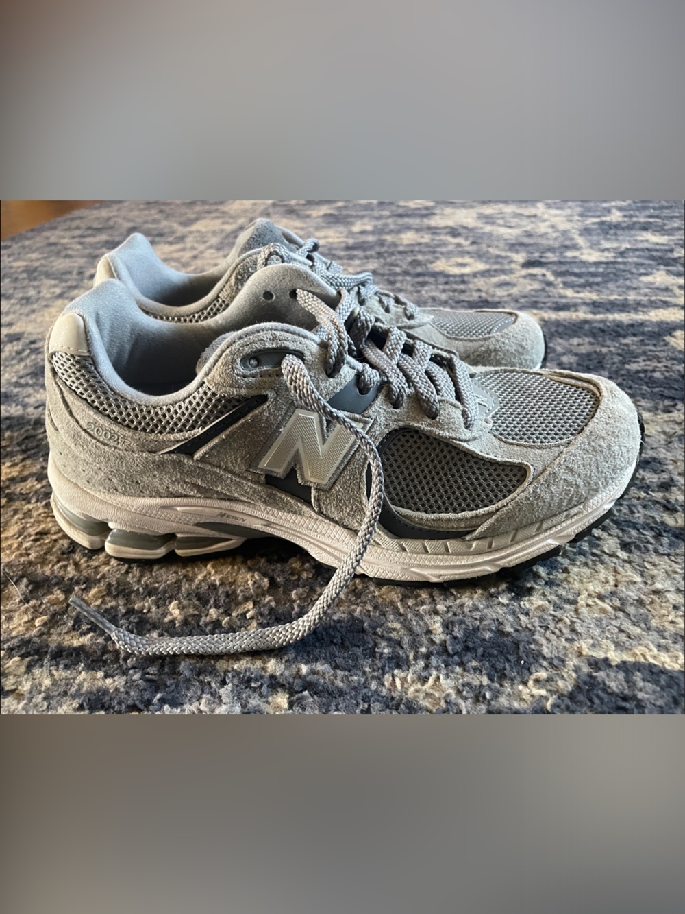 New Balance 2002R